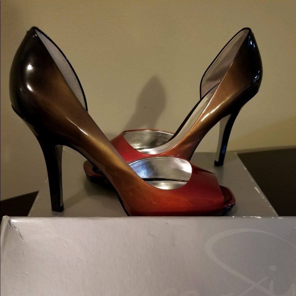 Jessica Simpson Ruby Ombré Patent Leather 3”